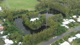 Bed and Breakfast - Holloways Bch Cairns